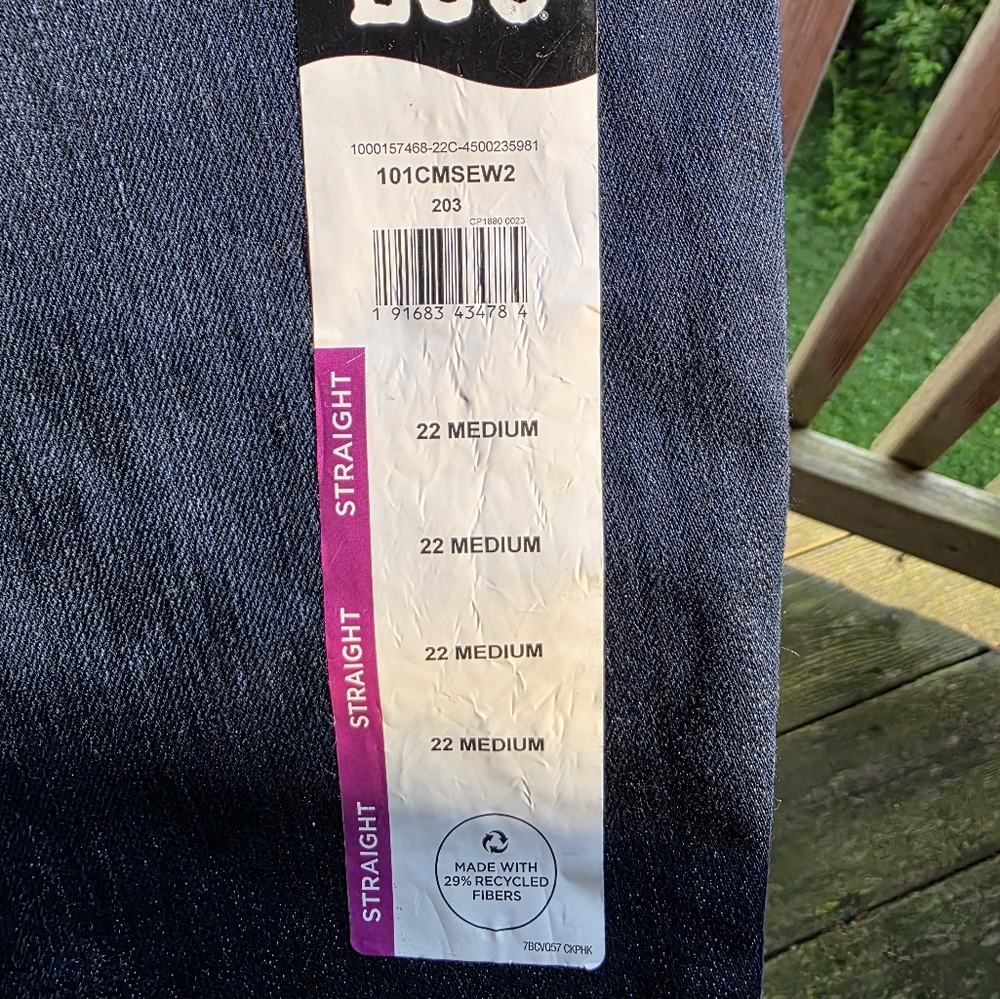 NWT Lee Womens Jeans Straight Leg Denim Blue Regular Fit Mid Rise Dark Wash 22M - Picture 4 of 11